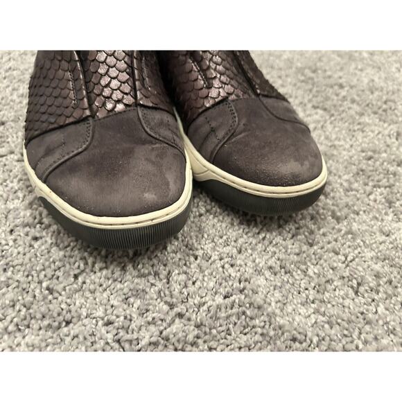 Johnston Murphy Women's Slip On Sneakers‎ Sz 6M Gray Suede Reptile Comfort Shoes - Picture 10 of 14
